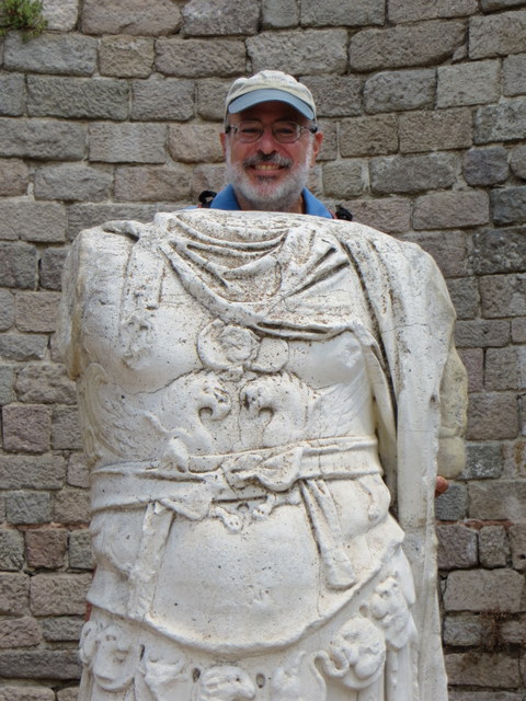 Mark becomes the 10 millionth person to strike this pose at Pergamon