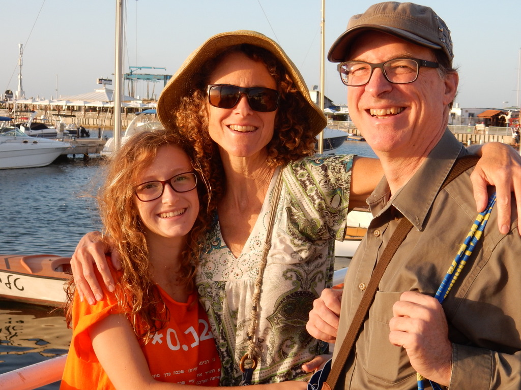 Kalya, Diane, and Jonathan at the marina